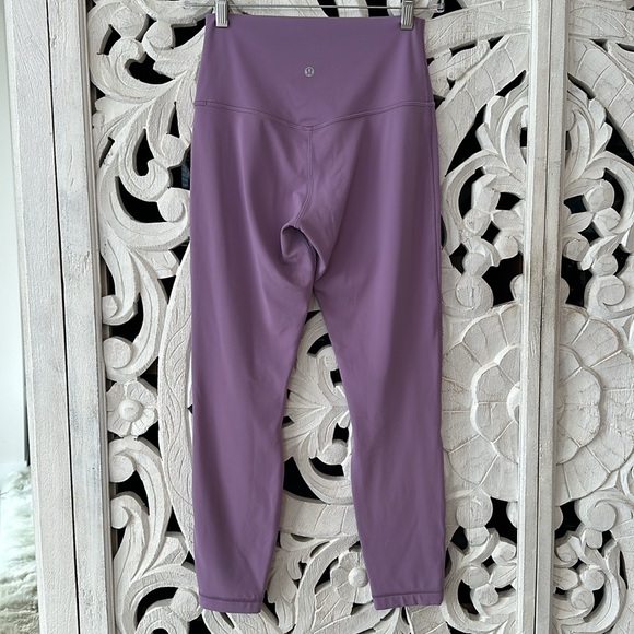 Lululemon Align High-Rise Pant 25"
Wisteria Purple - Picture 8 of 10